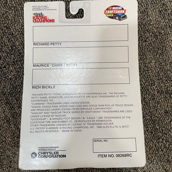 1996 Richard Petty Motorsports Dodge Ram Car NWT - Picture 5 of 5